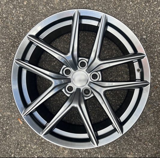 RR series 9 alloy wheel 5x114.3 18x8