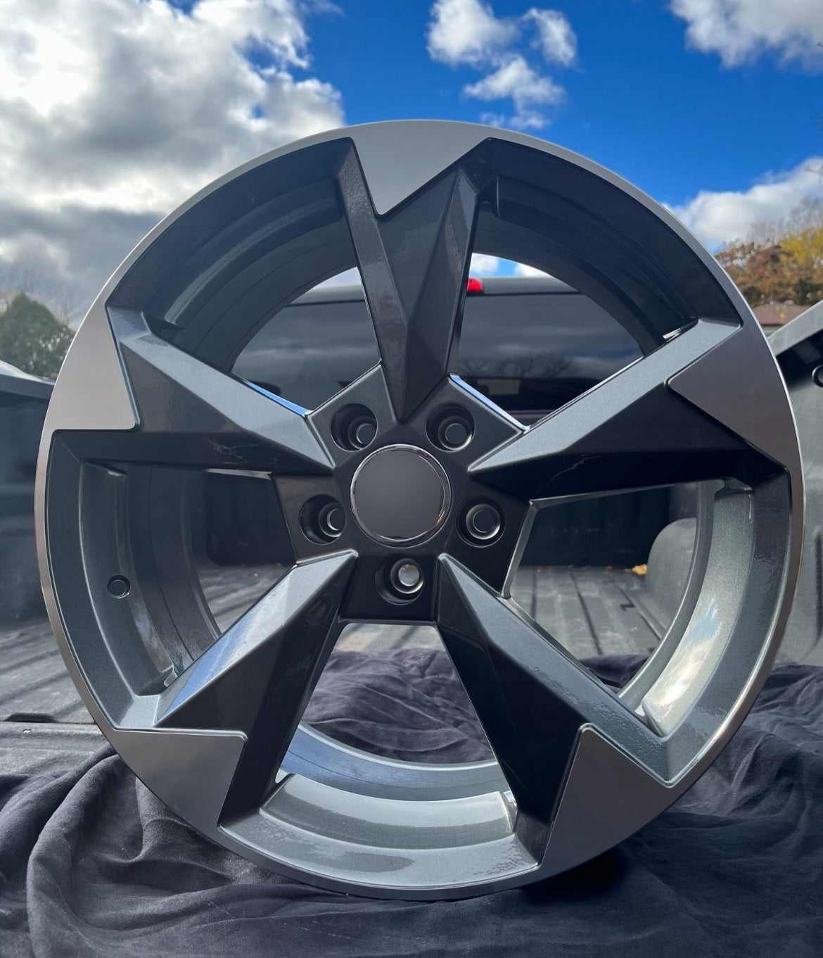 RR series 13 alloy wheel 5x112 18x8
